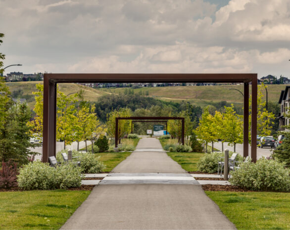 The arch filled walkway in Promenade Park in Wolf Willow.